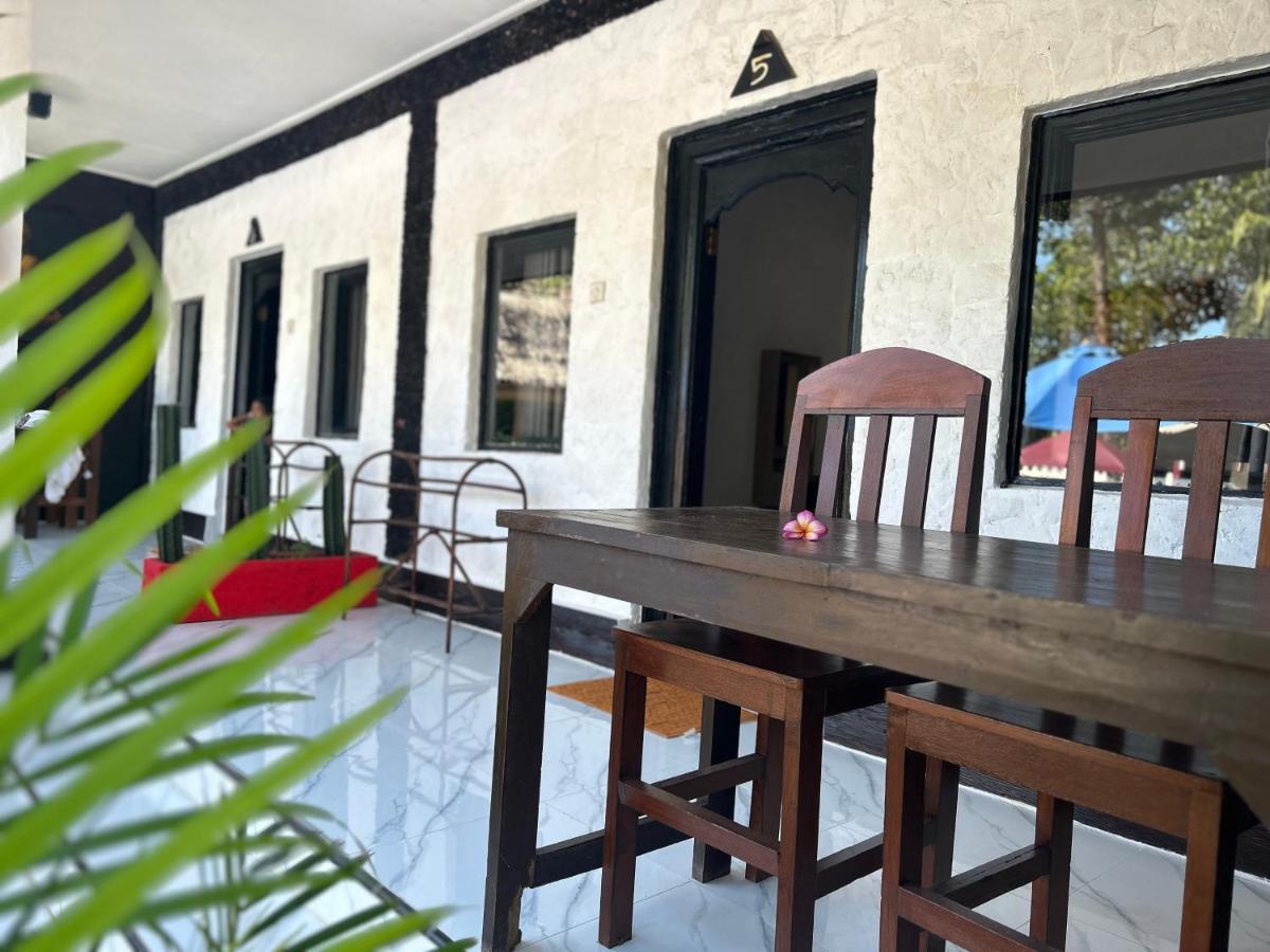 Allure Homestay Lembongan Exterior photo
